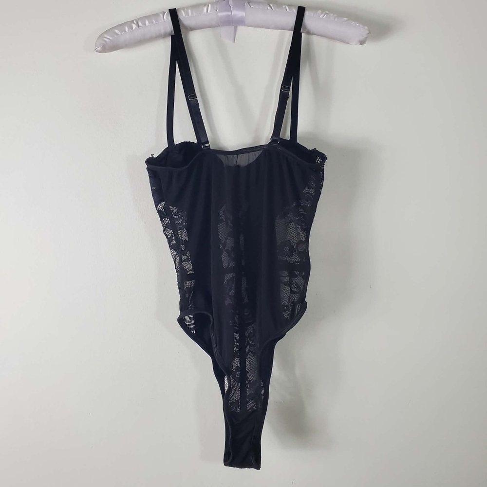 SHEIN Sleeveless Sheer Mesh Bodysuit for Women with Open Back and Bustier - Picture 10 of 14
